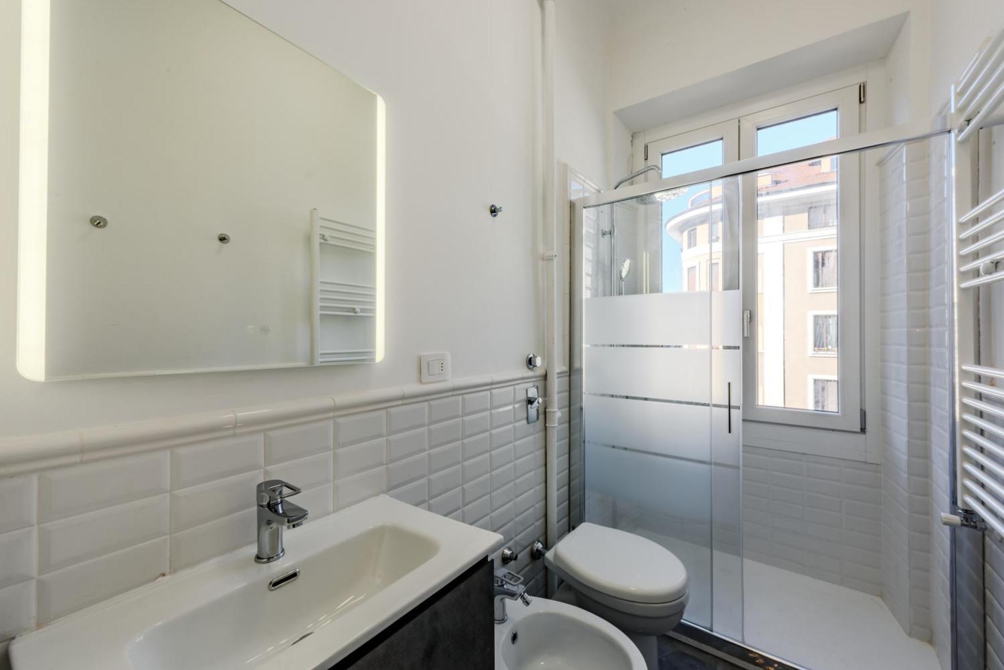 New And Functional Apartments Near The Metro ミラノ エクステリア 写真
